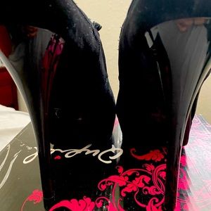 New Black shoes size 9